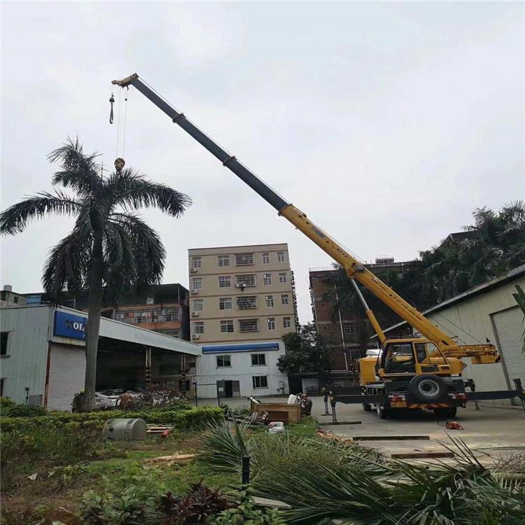 连江县12吨吊车出租一天的收费标准是什么