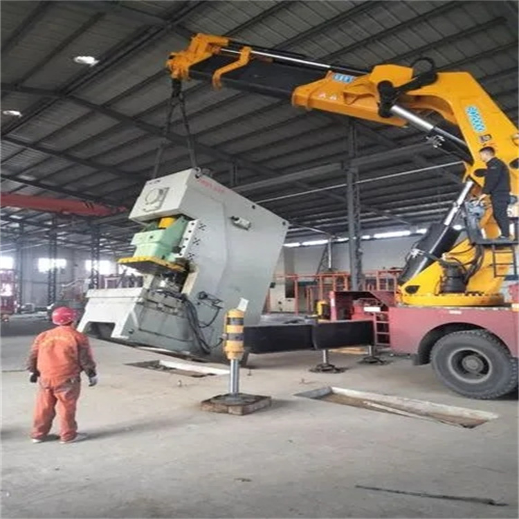 连江县80吨折臂吊车出租附近电话