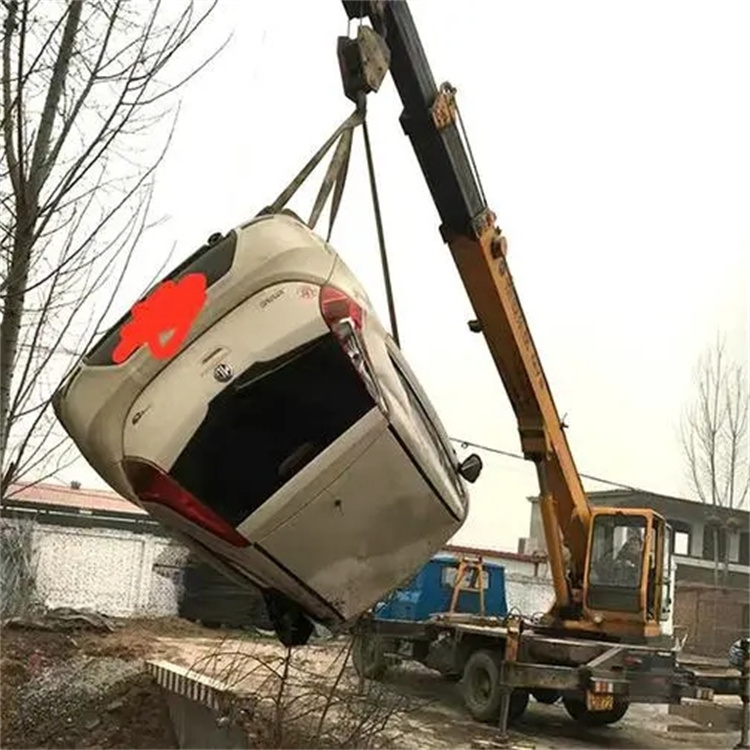 连江县随时待命，吊车24小时道路救援服务全解析