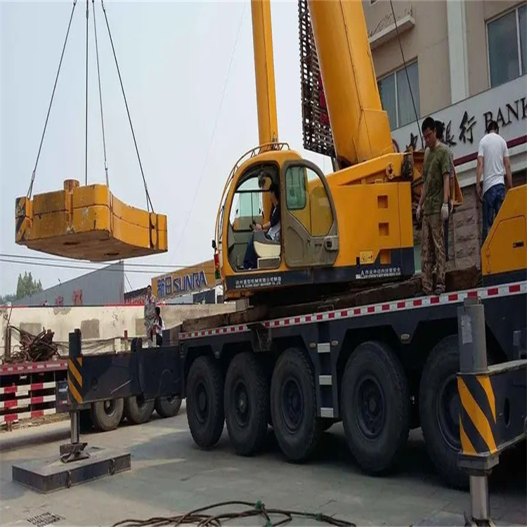 连江县当地吊车出租|机器吊装|75吨|工厂搬迁服务